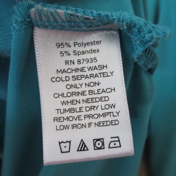 Susan Graver Plus 2X Blue Liquid Knit Slinky Top - Picture 5 of 12